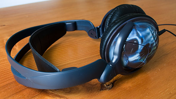 Custom painted headphones